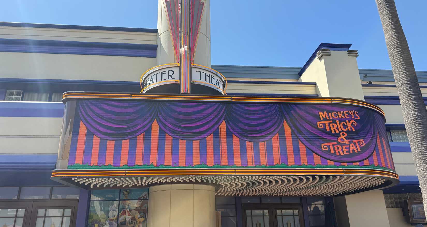 mickeys trick and treat show