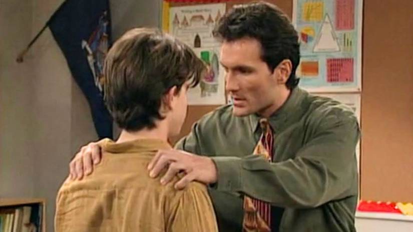 Mr-Turner speaks to Shawn in a classroom in Boy Meets World