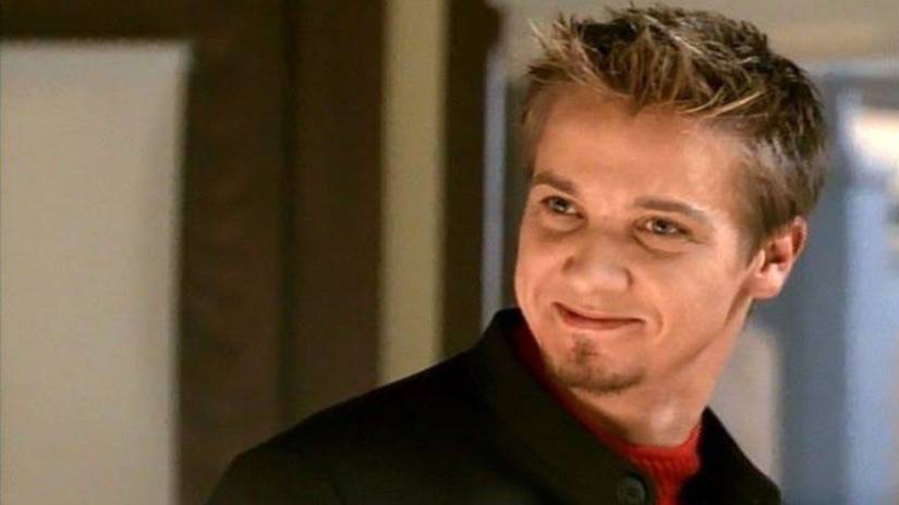 Jeremy Renner as Penn in Angel