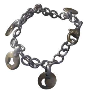 Stellar Bracelet Artifact Control Resonant
