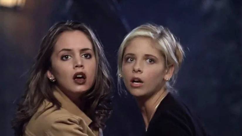 Buffy and Faith look shocked in Buffy the Vampire Slayer Season 3