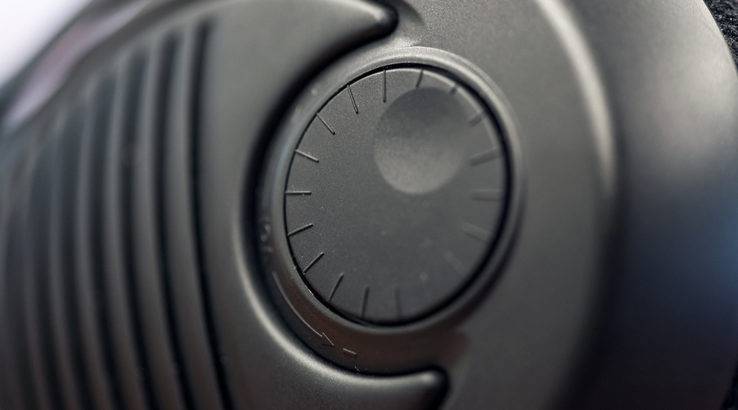 373d headset volume control