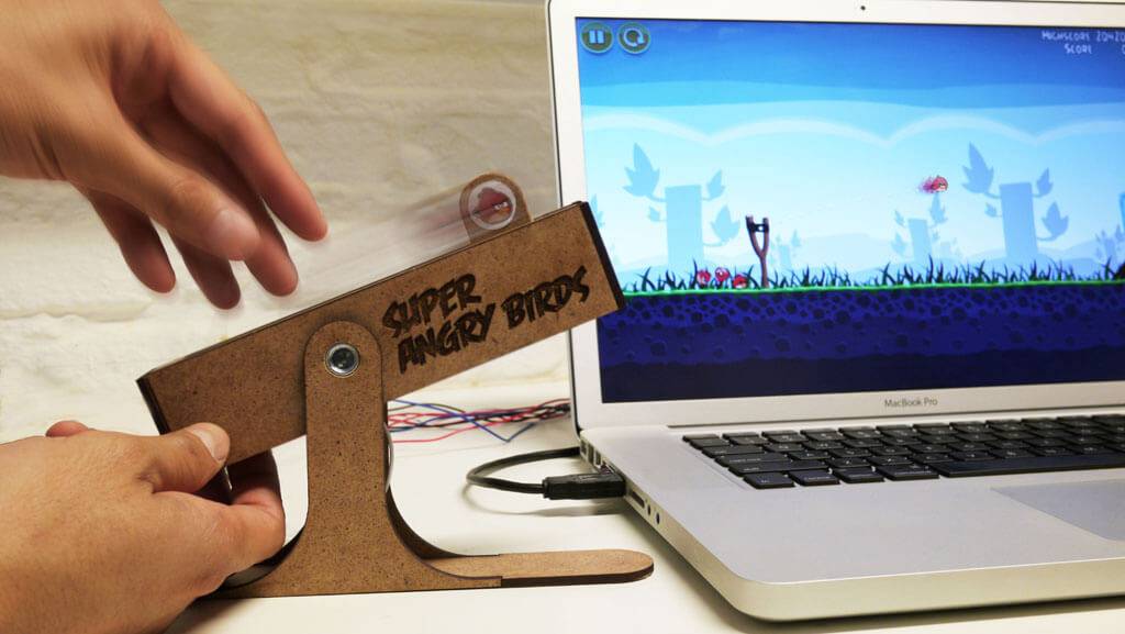Angry Birds PC slingshot controller