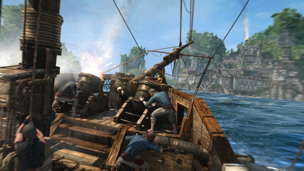 Pirates battle a fort in 'Assassin's Creed IV: Black Flag'