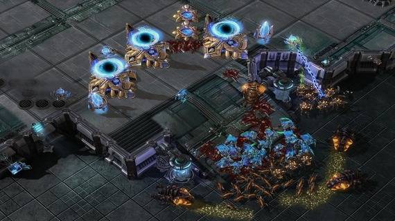 Starcraft 2 Protoss Zerg Clash