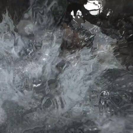 'Tomb Raider' rapids ride