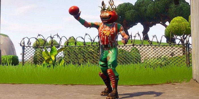 Fortnite: How To Hit A Player With A Tomato