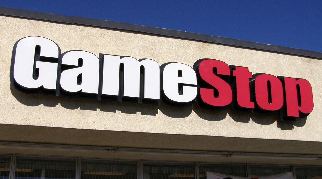 7 year old punches suspect in GameStop robbery - GameStop store sign
