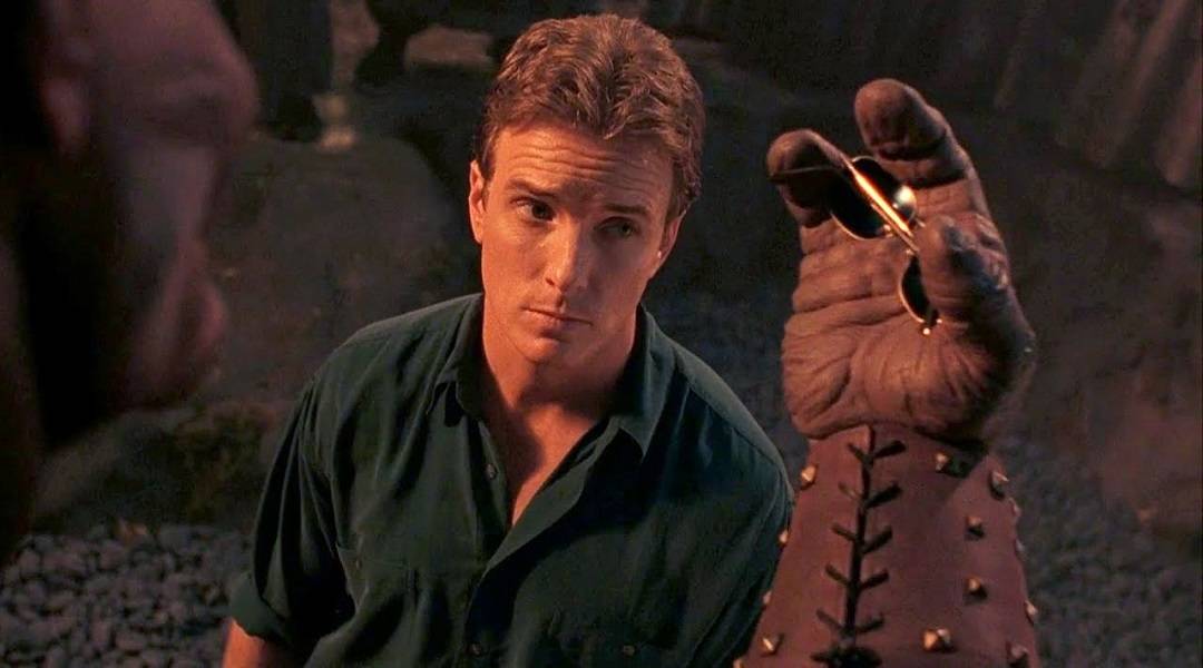 mortal kombat movie reboot announced by johnny cage and goro