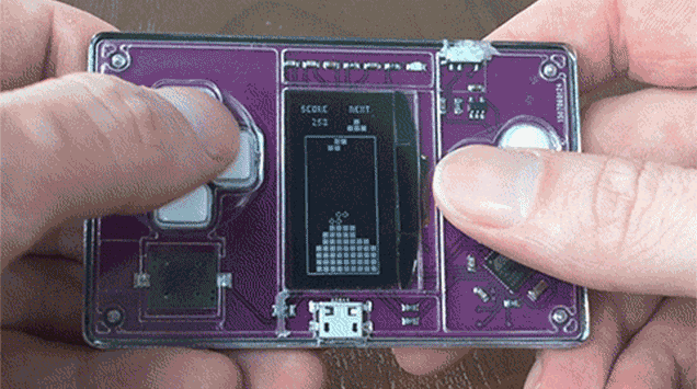 Playable Tetris MicroCard is Tiny