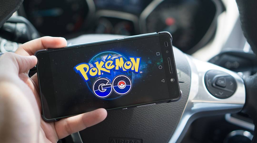 pokemon go catch pokemon driving autopilot