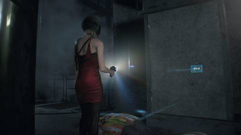 resident-evil-2-screenshots-ada-wong-scanner