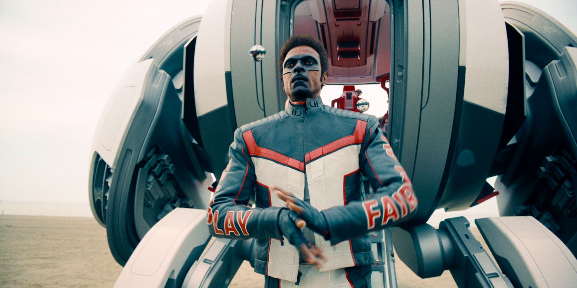edi-gathegi-s-mister-terrific-emerges-from-his-ship-at-fort-kramer-in-superman-2025.jpg