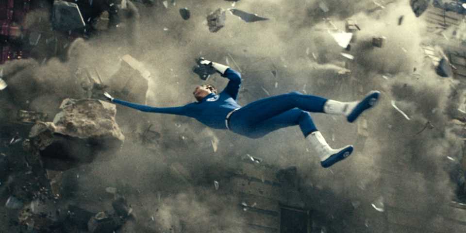 pedro-pascal-s-reed-richards-uses-his-super-stretching-powers-to-fight-galactus-in-the-fantastic-four_-first-steps.jpg