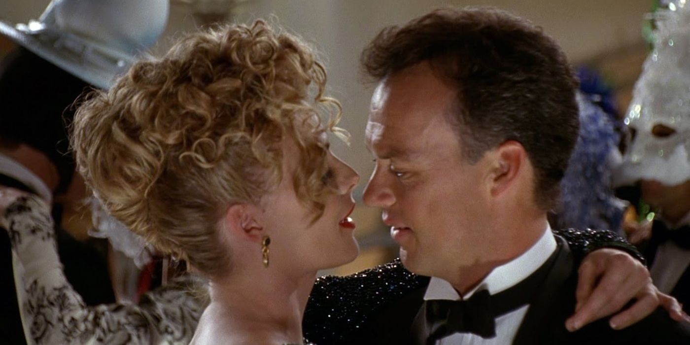 selina-and-batman-dancing-in-batman-returns.jpg