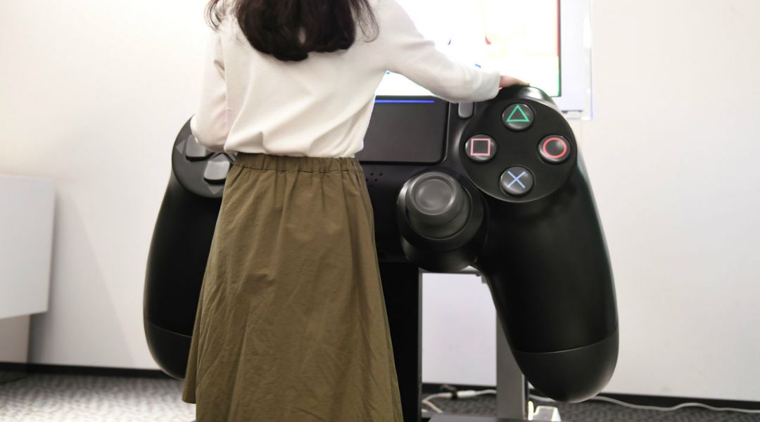 sony giant ps4 controller