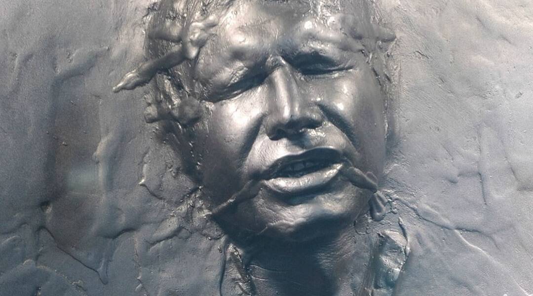 Star Wars Battlefront CE Includes Han Solo Carbonite Fridge - Han Solo Carbonite