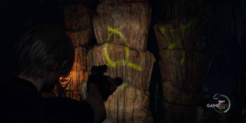 RE4RemakeLakeDoor1Symbol2