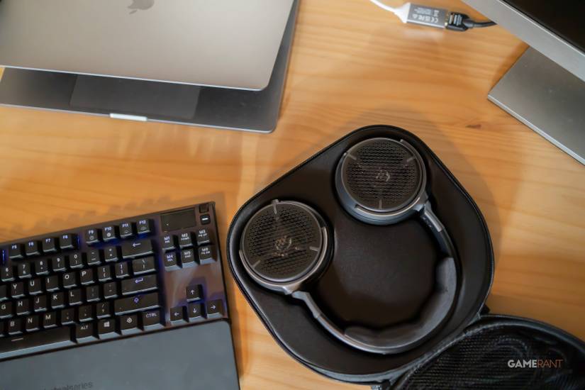 Corsair Virtuoso Pro in carrying case on desk