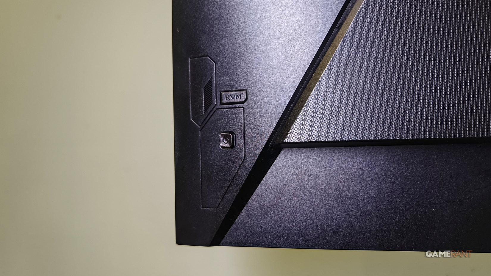 KVM and Joystick - Gigabyte M27Q X Gaming Monitor Review-1