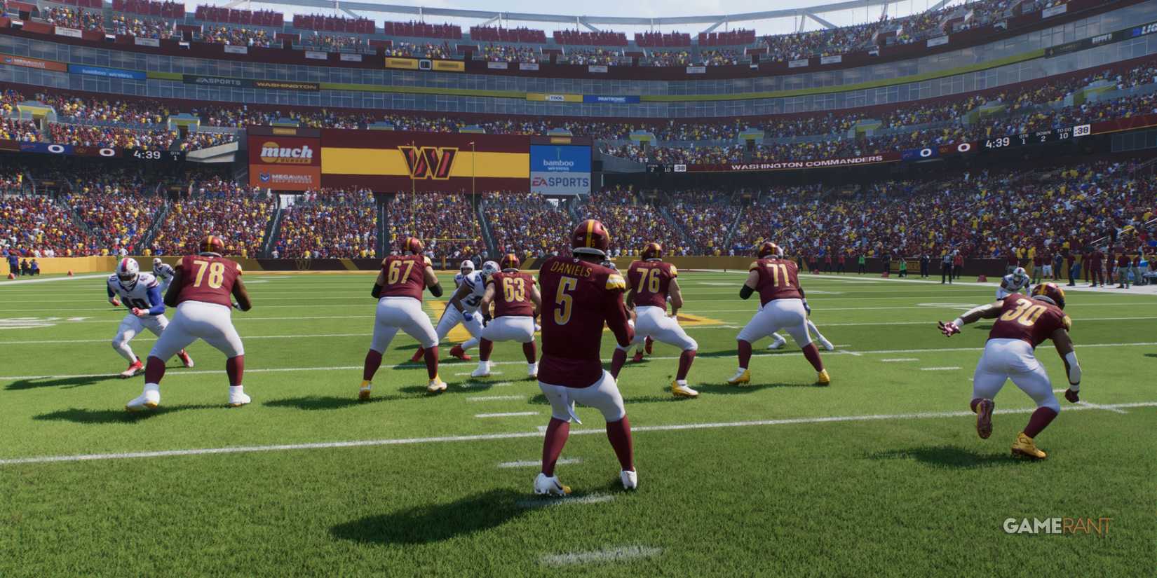 Commanders QB Daniels scanning the field for an open in Madden NFL 25