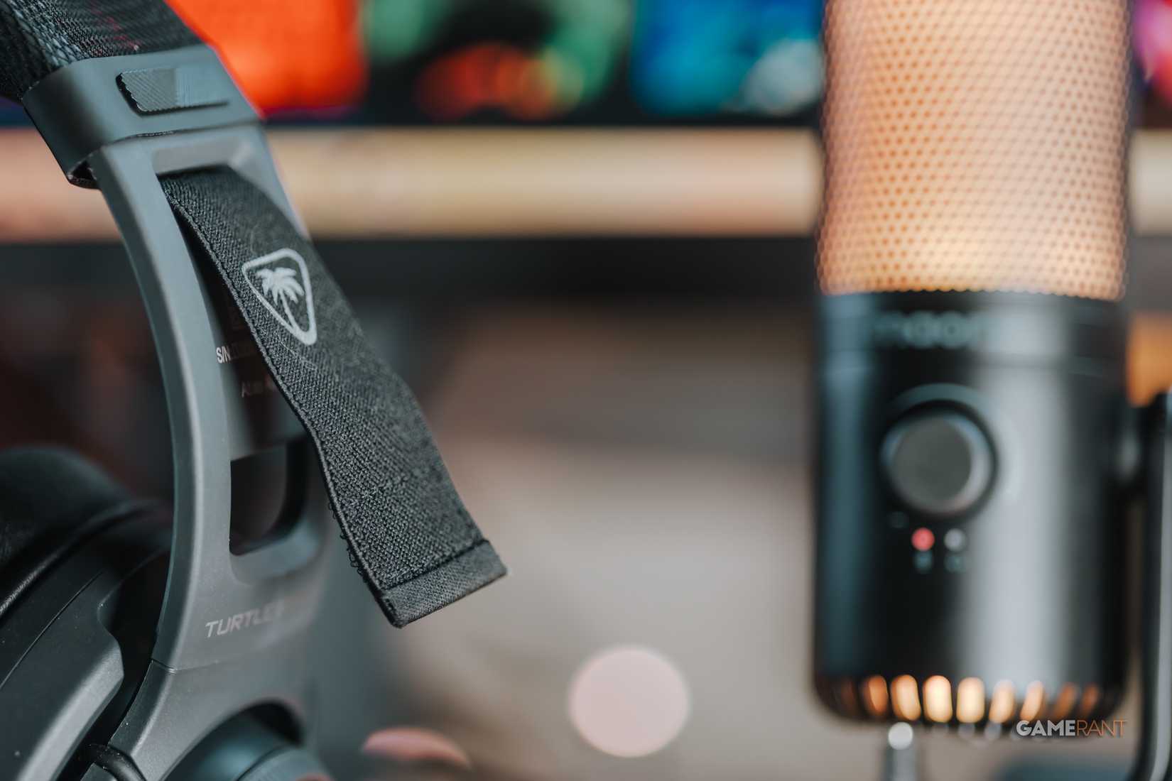 Velcro adjustment on Turtle Beach Atlas Air