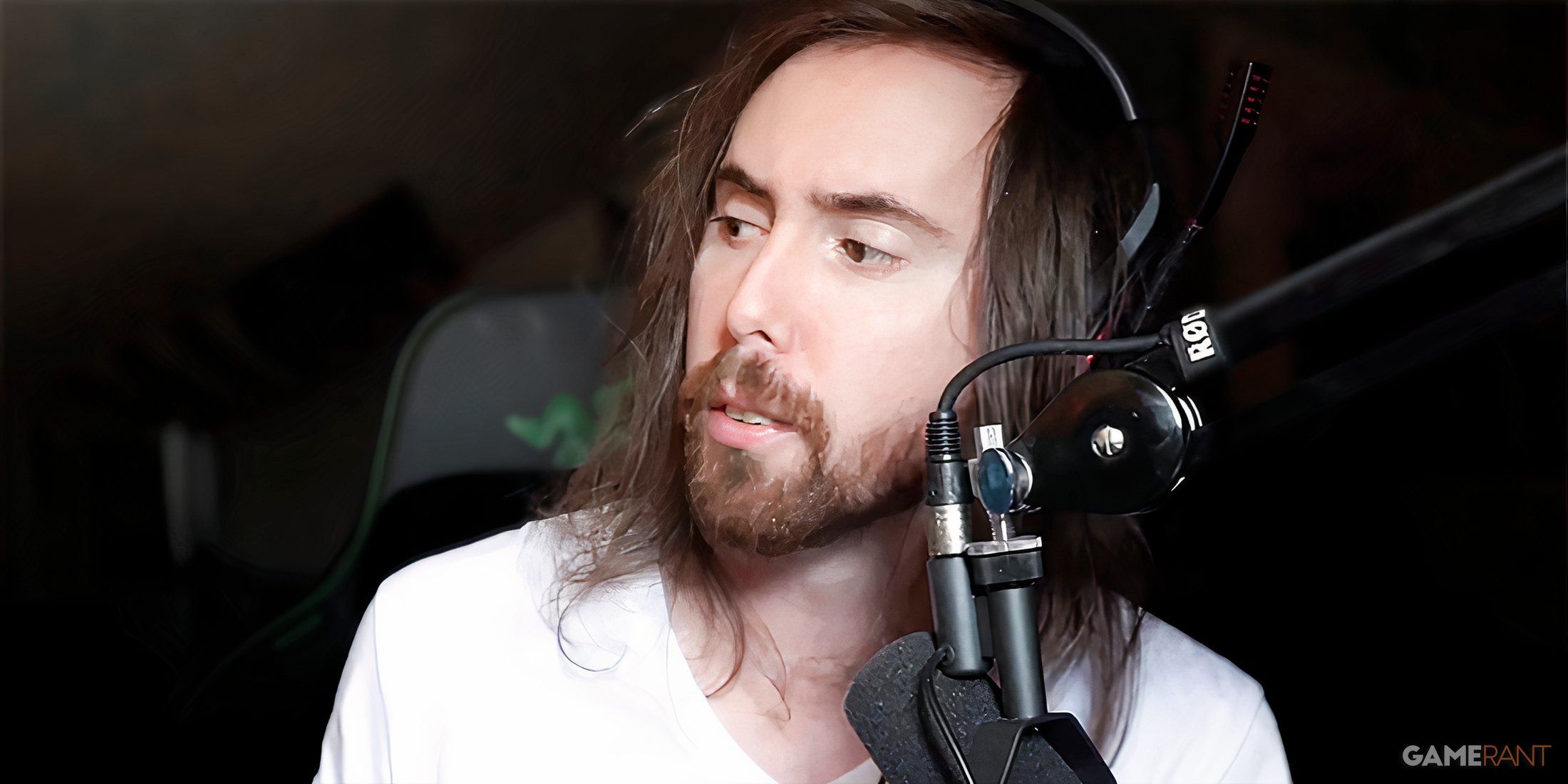 asmongold streaming in white tshirt