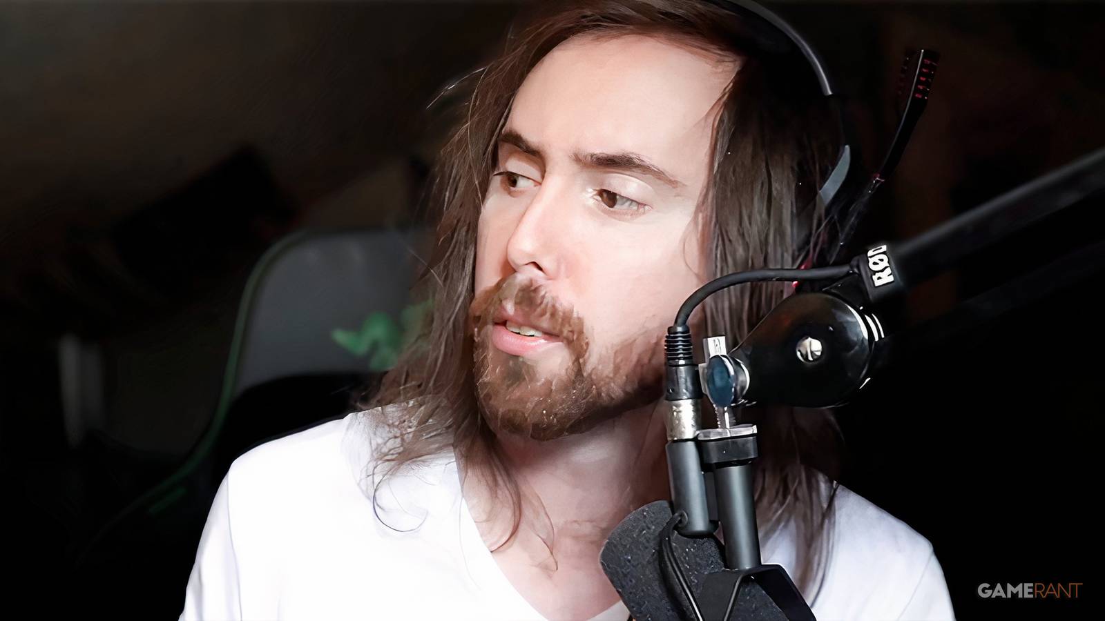 asmongold streaming in white tshirt