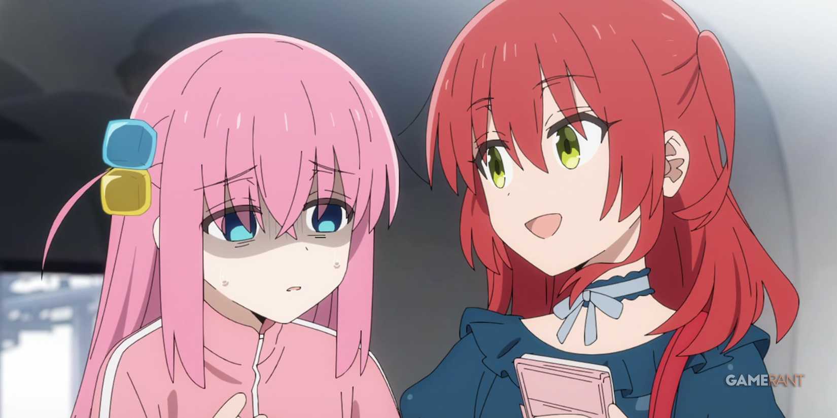 Hitori Gotoh looks nervous around his friend.