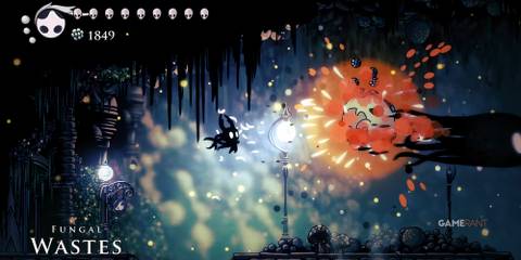 Hollow Knight: 10 Tips To Make The Game Easier The Knight using a spell on an enemy in fungal wastes