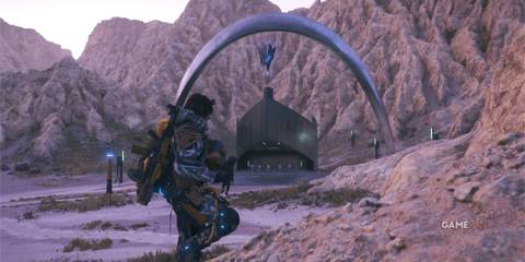 DS2-C1-Distro-Center-Header