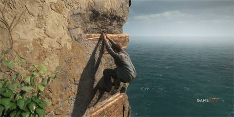 Drake climbing mountain flat side in Uncharted 4