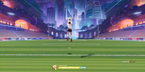 Rematch - Keeper Dive Forward To Catch Ball