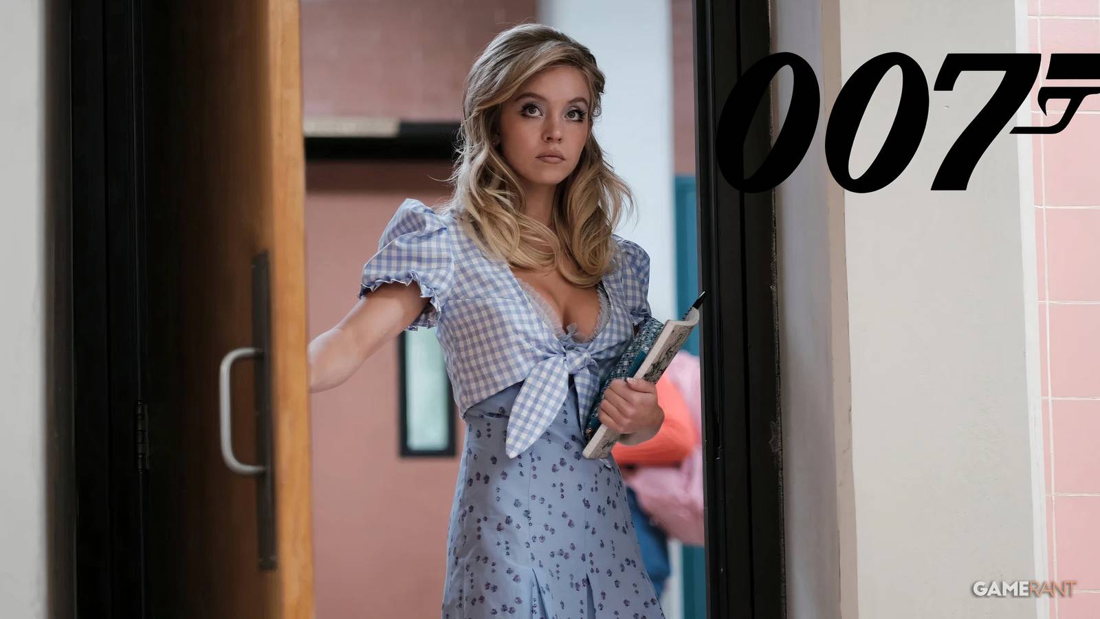 Sydney Sweeney and James Bond