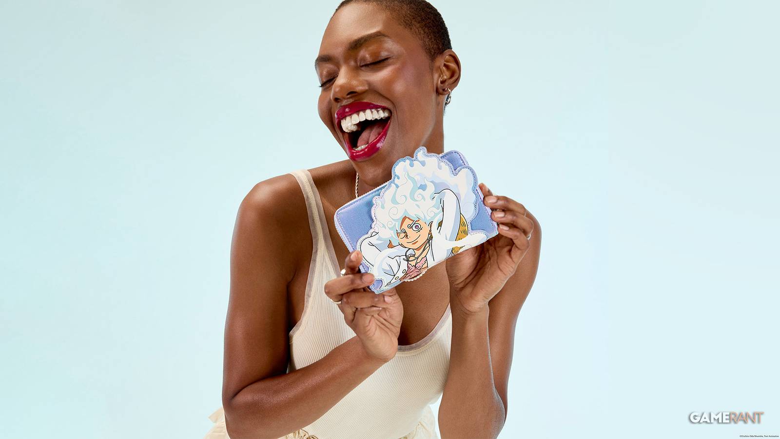 NYCC One Piece Luffy Wallet lifestyle shot model