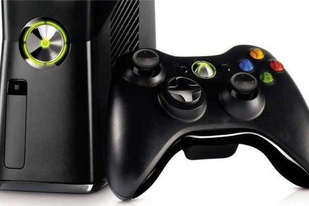 xbox-360-first-update-2-years-black-console